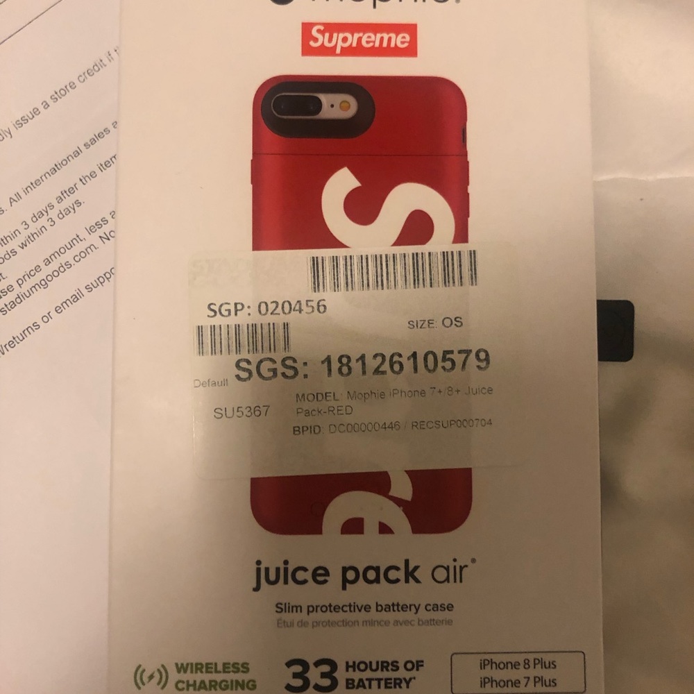 Supreme Mophie battery juice pack